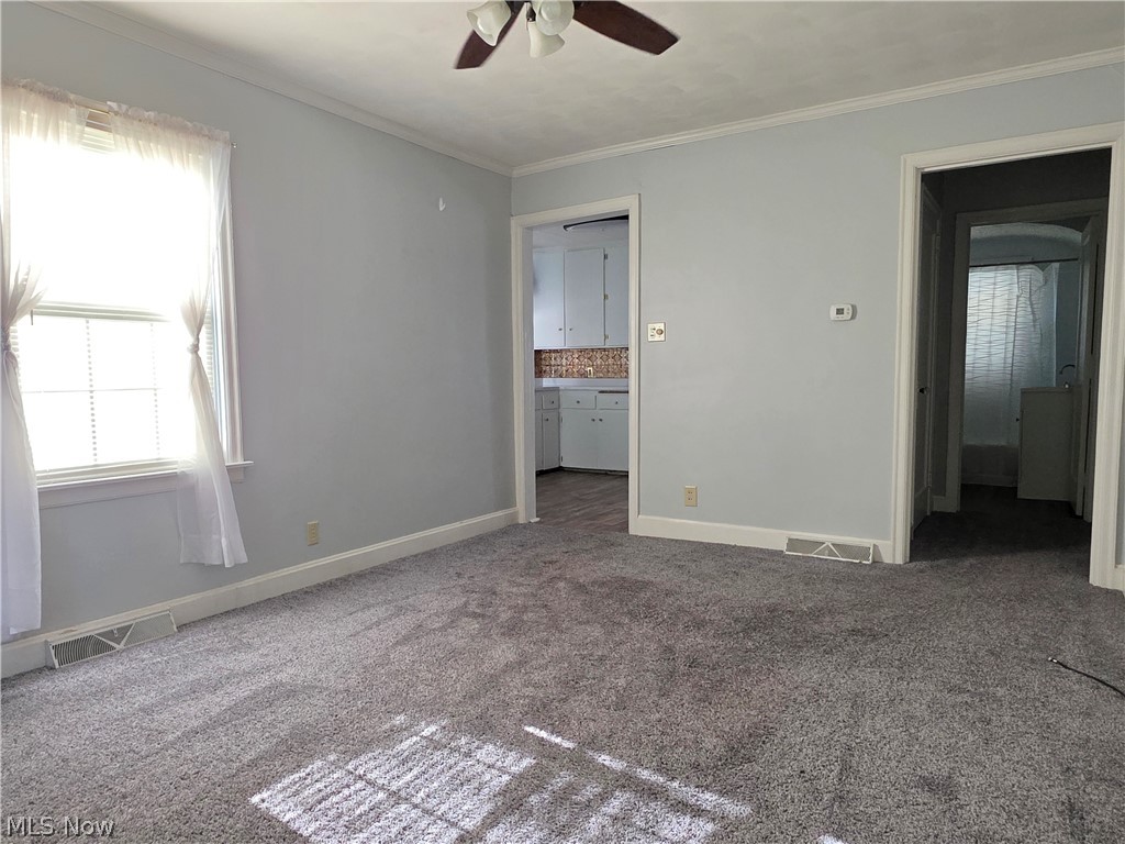415 Winton Avenue Property Photo 4