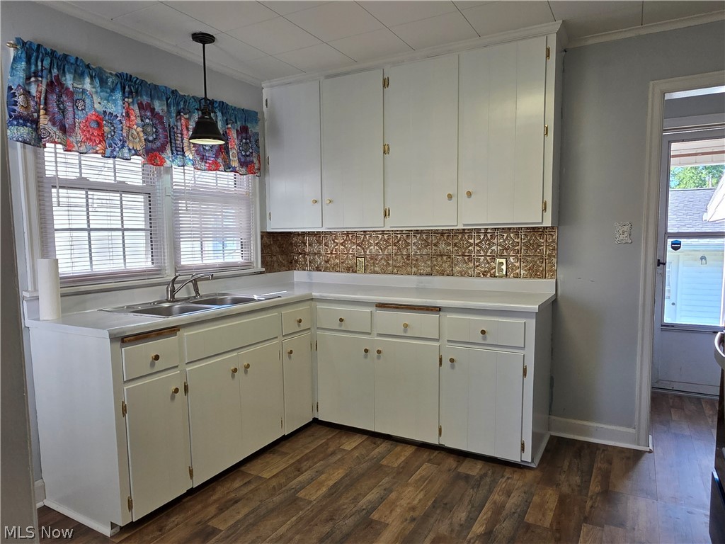 415 Winton Avenue Property Photo 6