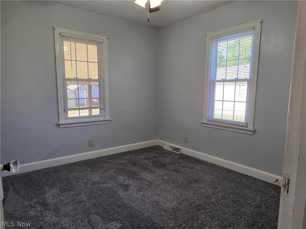 415 Winton Avenue Property Photo 10
