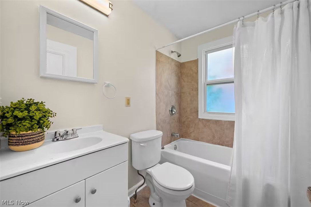 19075 Meredith Avenue Property Photo 18