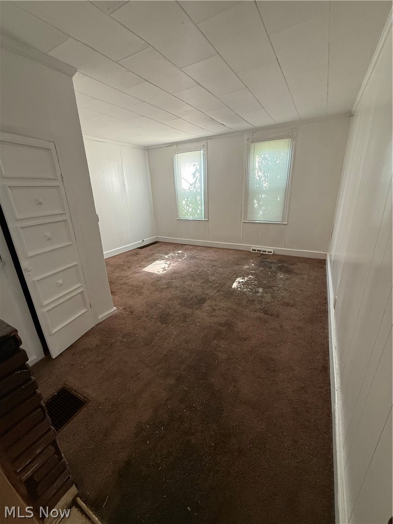 3437 E 69th Street Property Photo 9