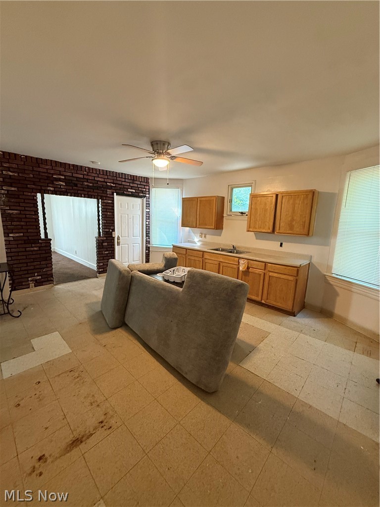 3437 E 69th Street Property Photo 16