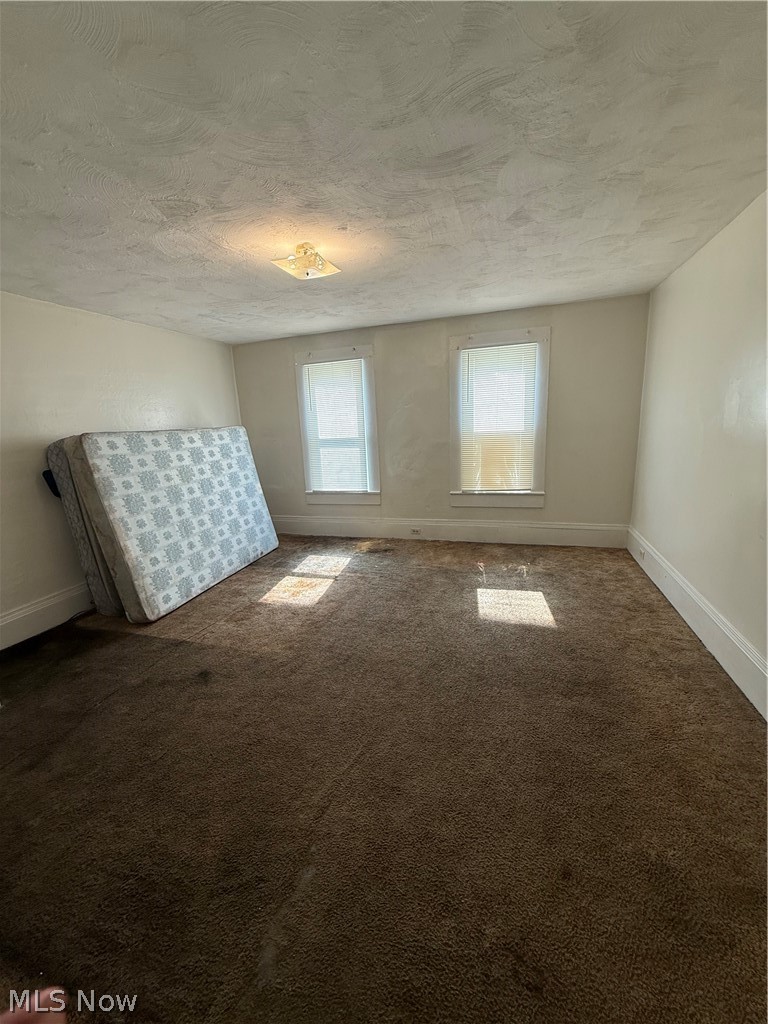 3437 E 69th Street Property Photo 24