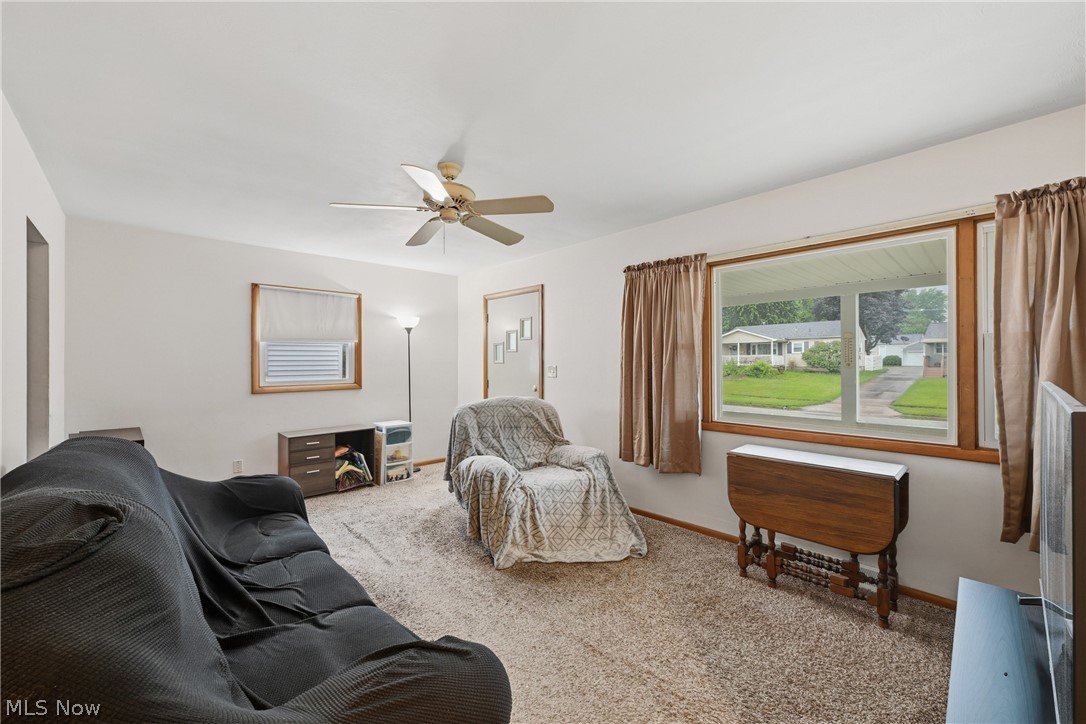 404 Elizabeth Street Property Photo 6