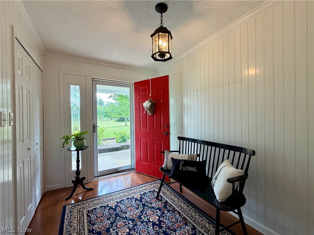 15794 Mayfield Road Property Photo 4