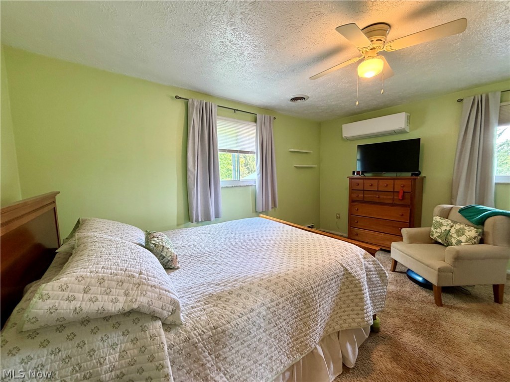 15794 Mayfield Road Property Photo 15