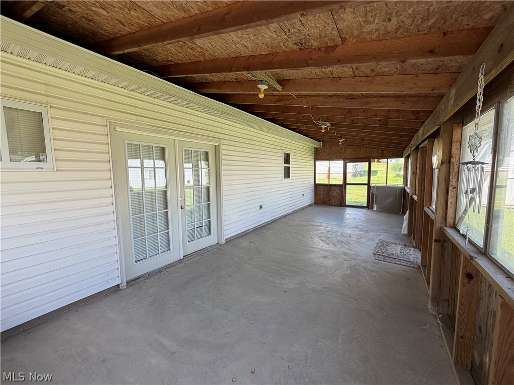 1201 N Main Street Property Photo 6