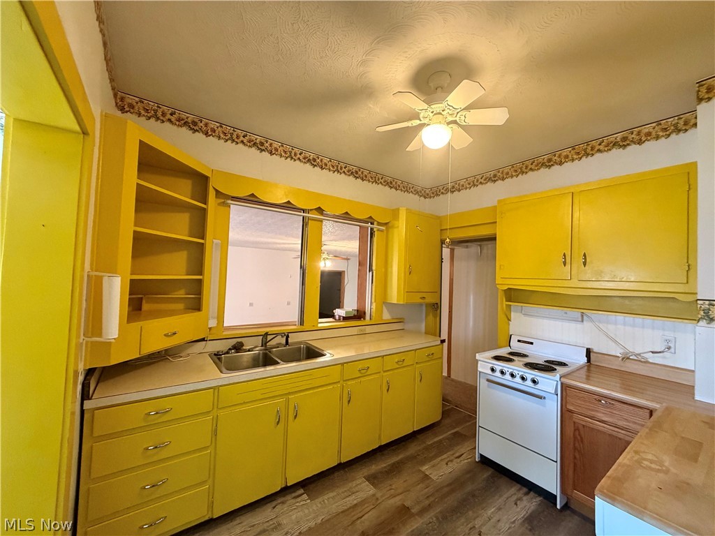 1201 N Main Street Property Photo 36