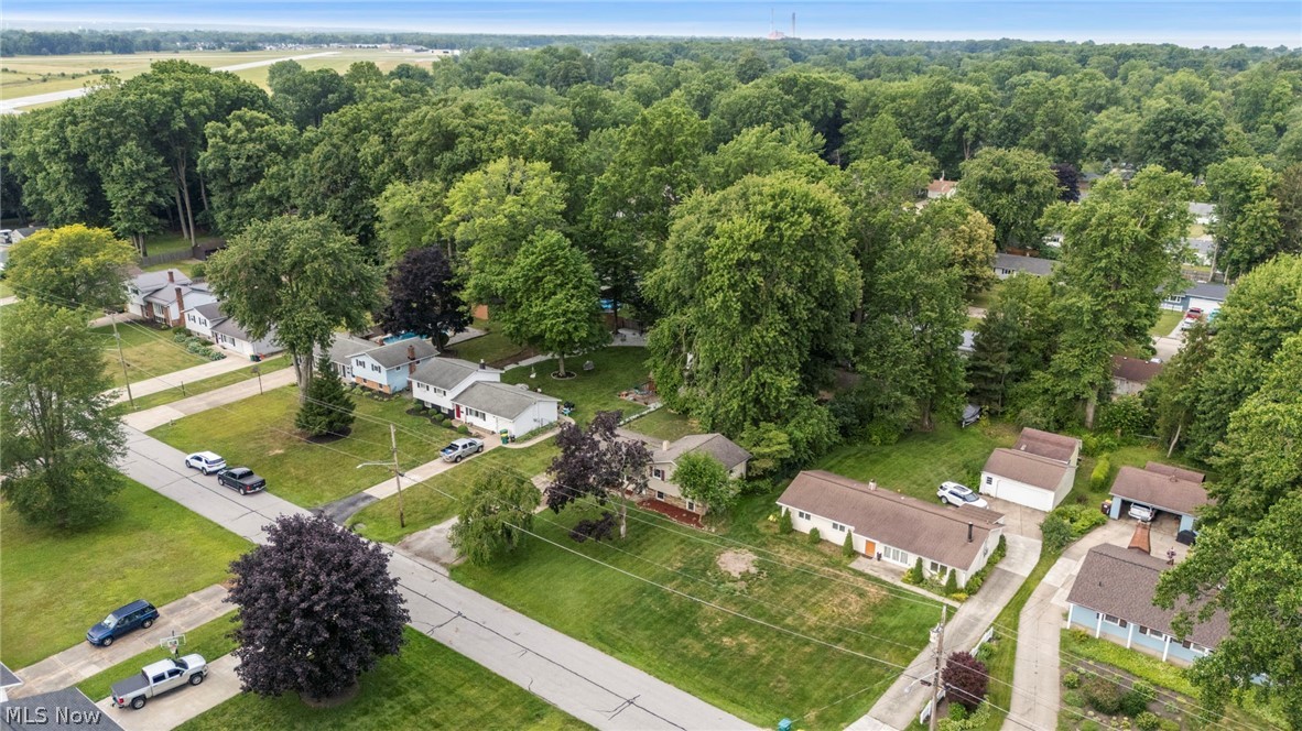 6472 Southgrove Road Property Photo 3