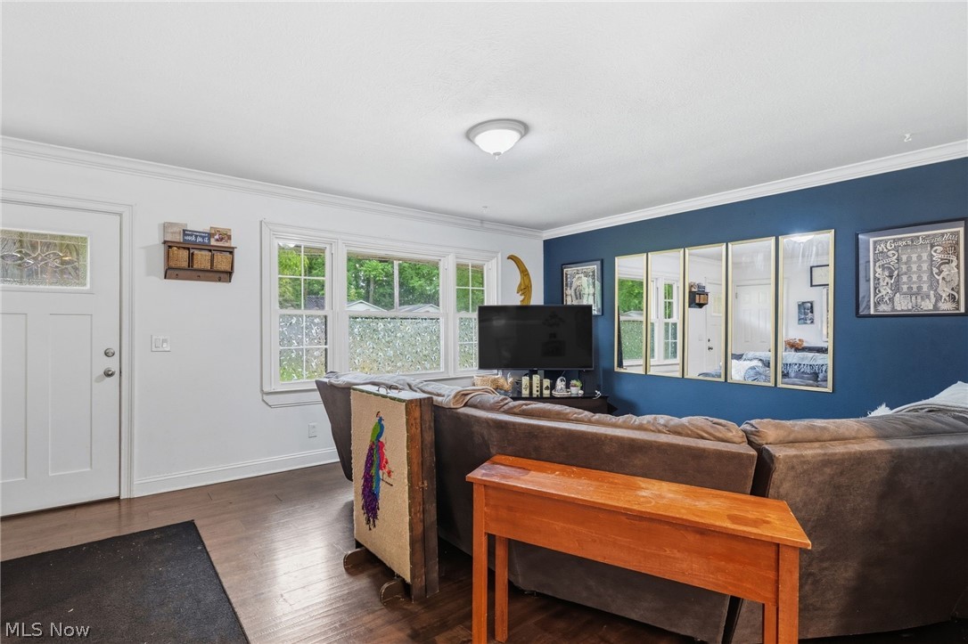 6472 Southgrove Road Property Photo 8