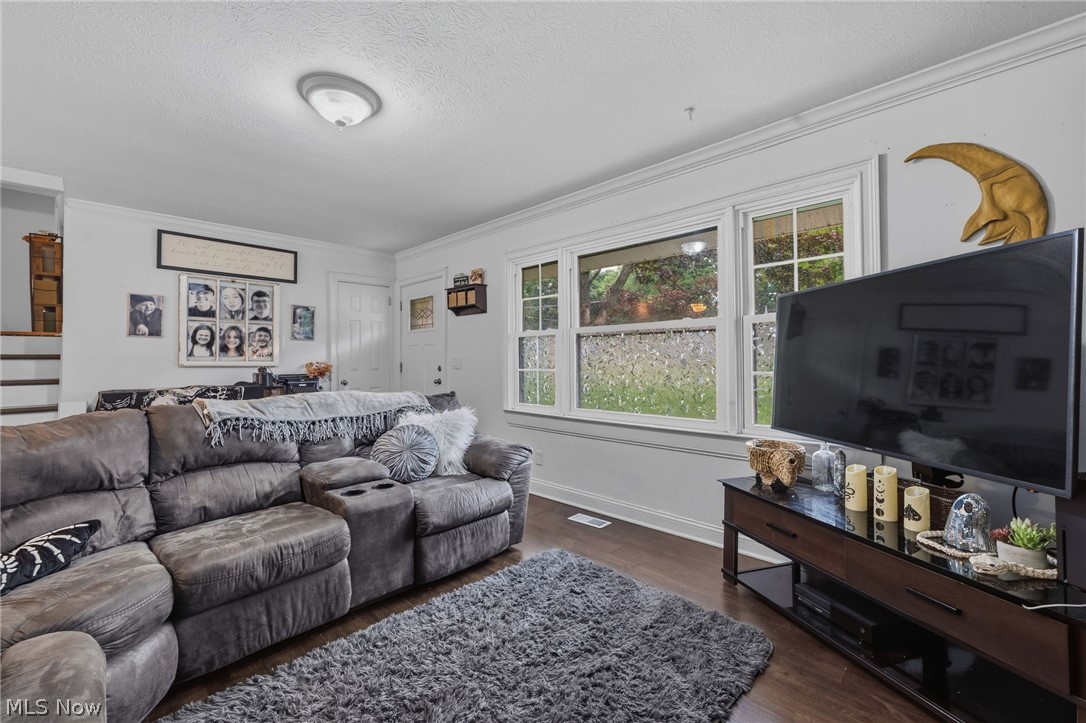 6472 Southgrove Road Property Photo 10