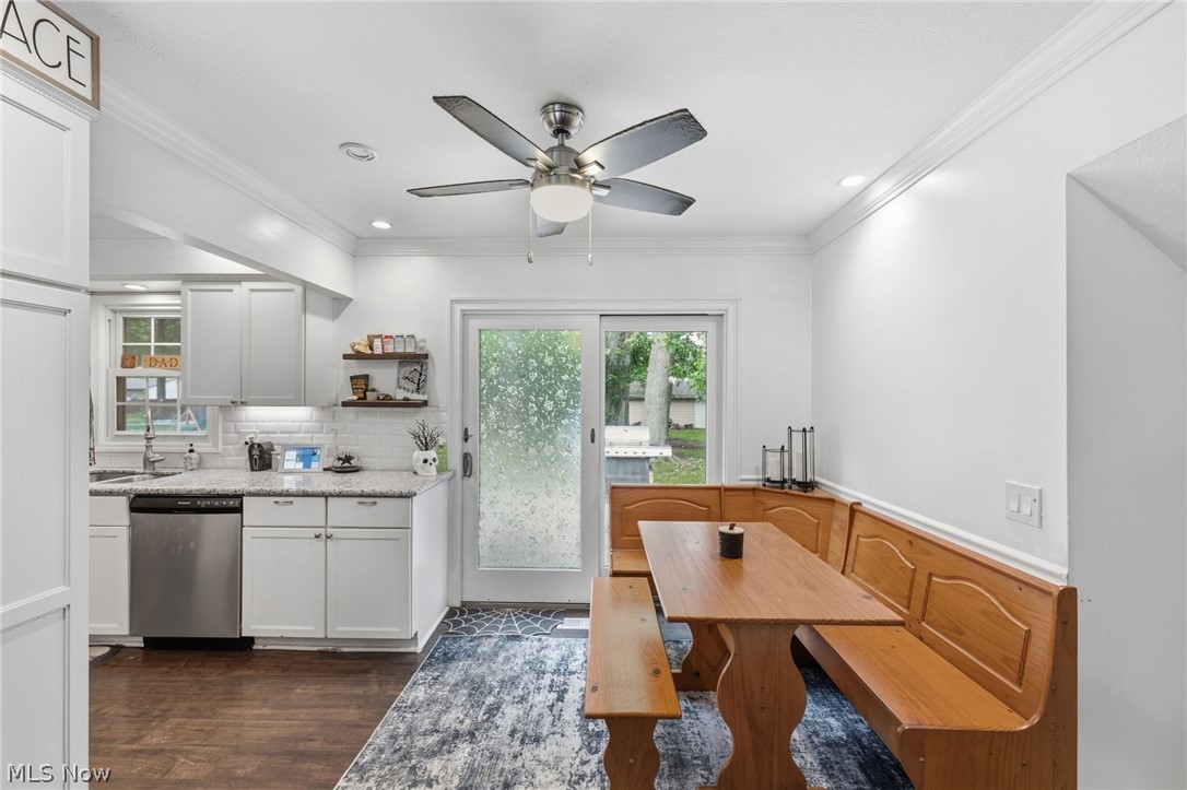 6472 Southgrove Road Property Photo 12