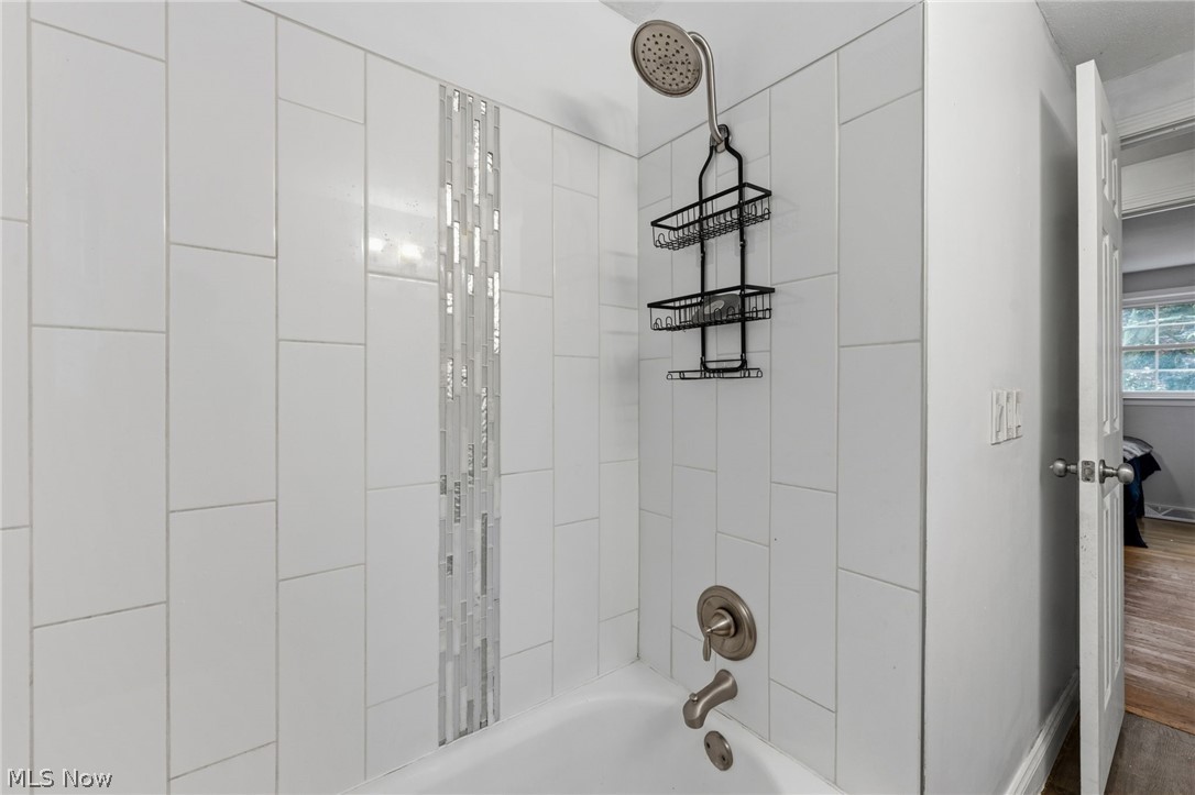 6472 Southgrove Road Property Photo 25
