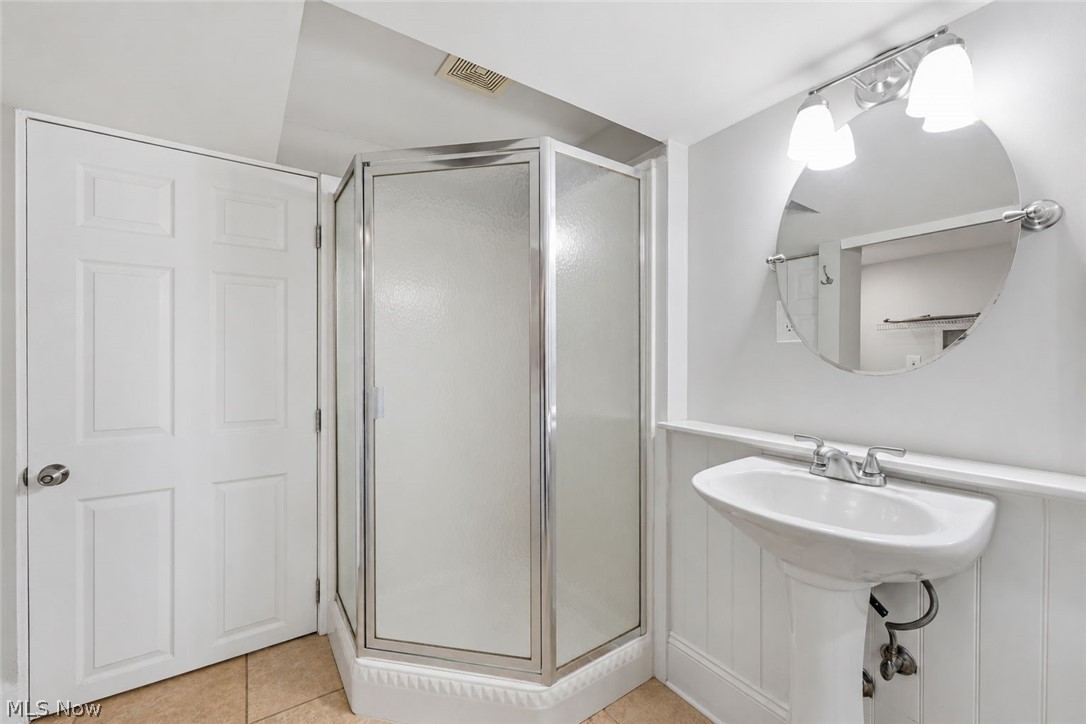 6472 Southgrove Road Property Photo 29
