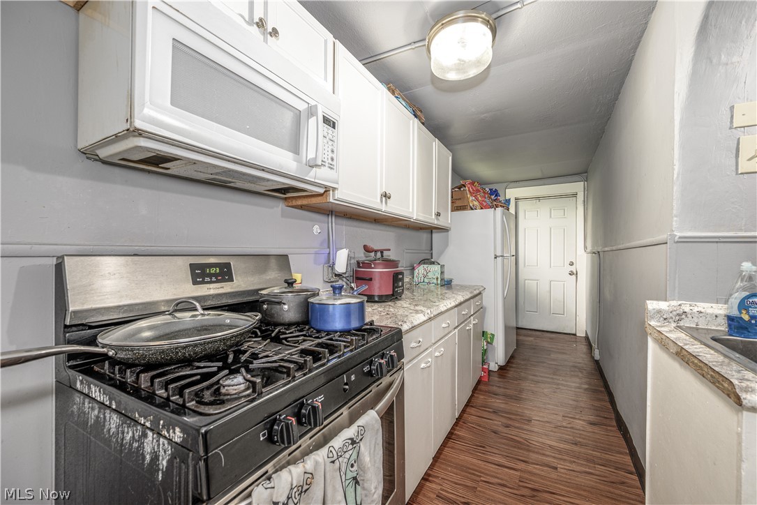 503 Sumner Street Property Photo 10