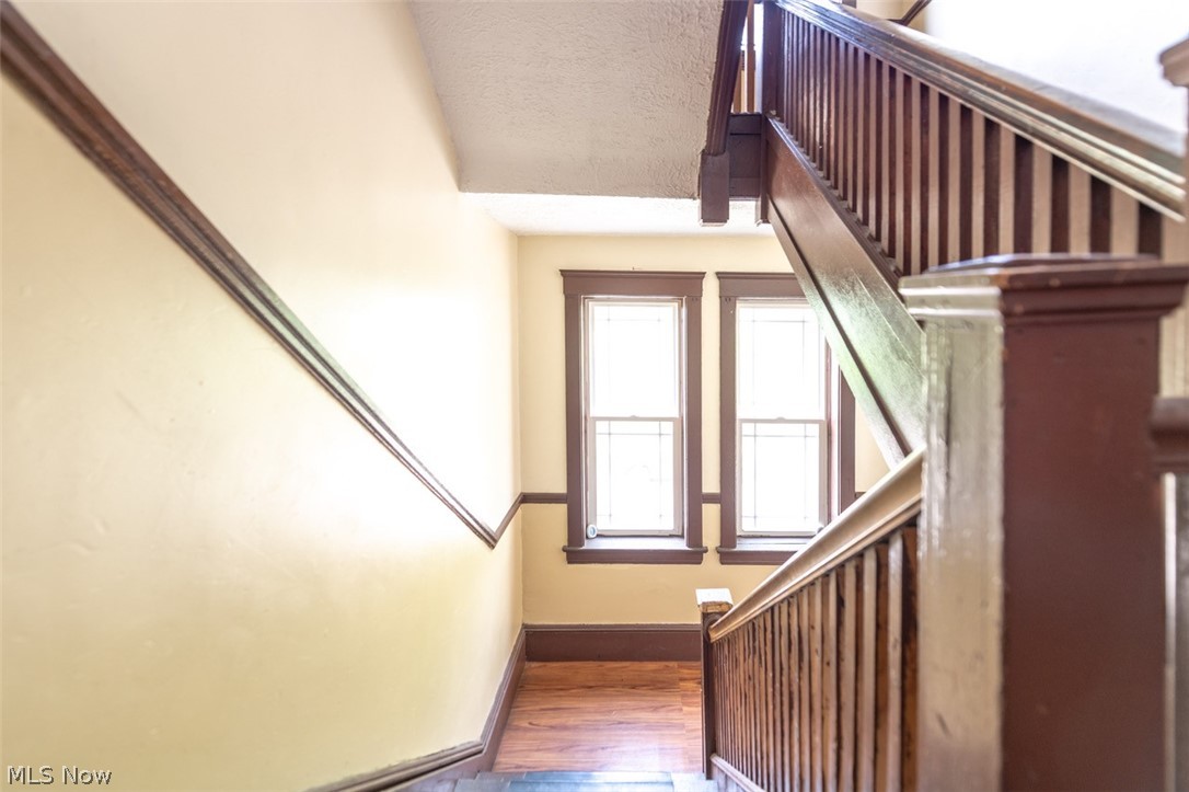 5612 Linwood Avenue Property Photo 7