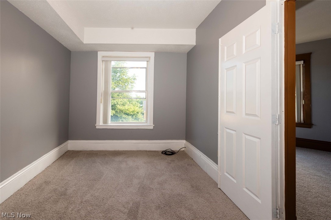 5612 Linwood Avenue Property Photo 29