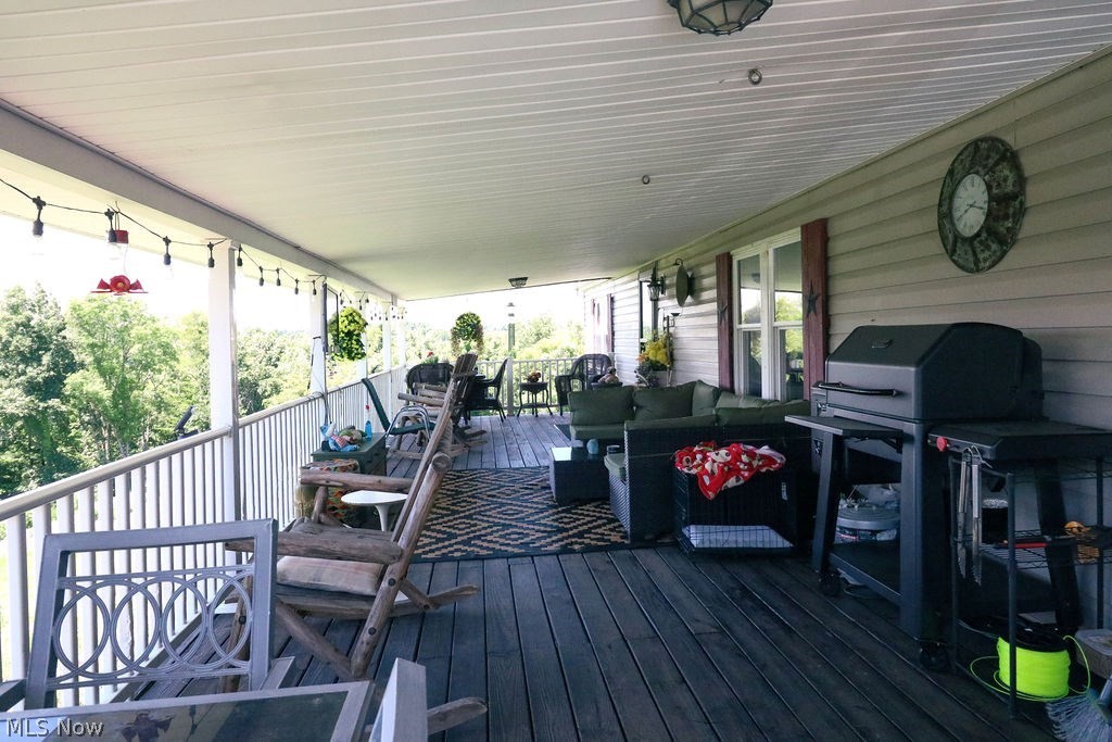 150 Fire Fly Lane Property Photo 2