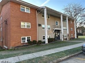 640 Lakeside Drive 8 Property Photo 1