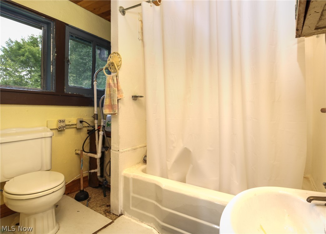 2345 Heldman Road Property Photo 10