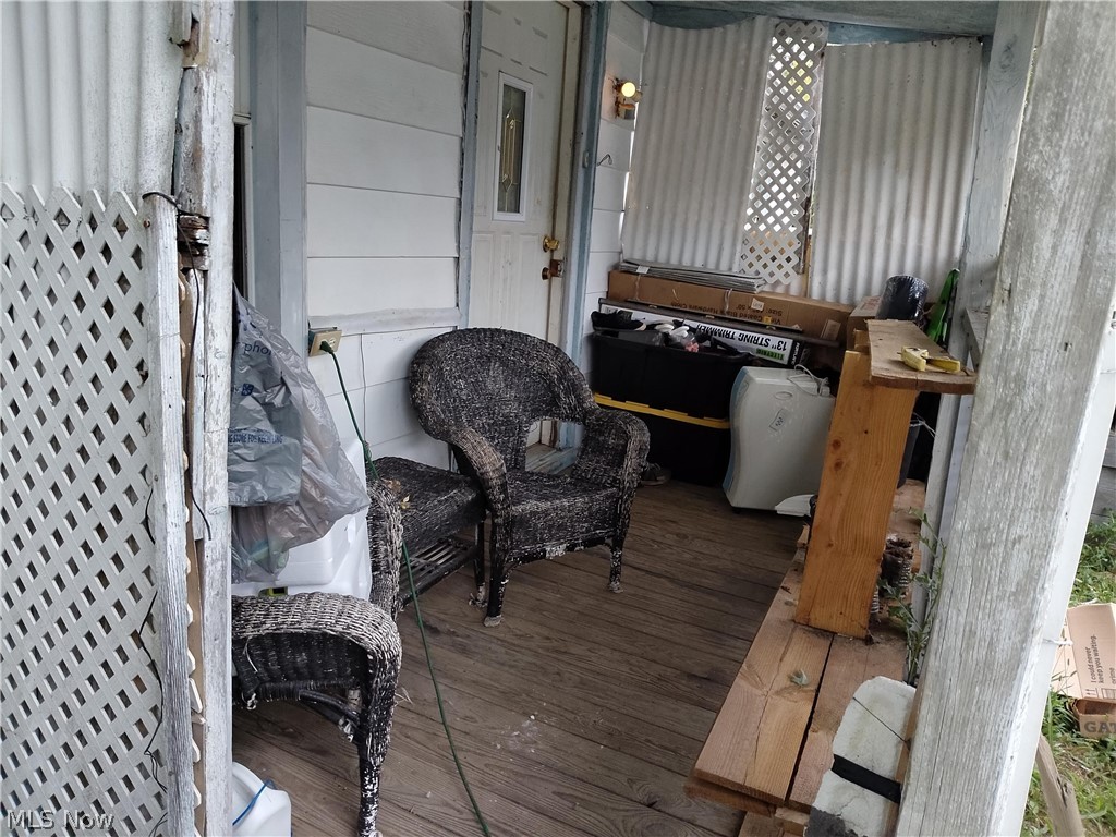 731 16th Street Property Photo 1