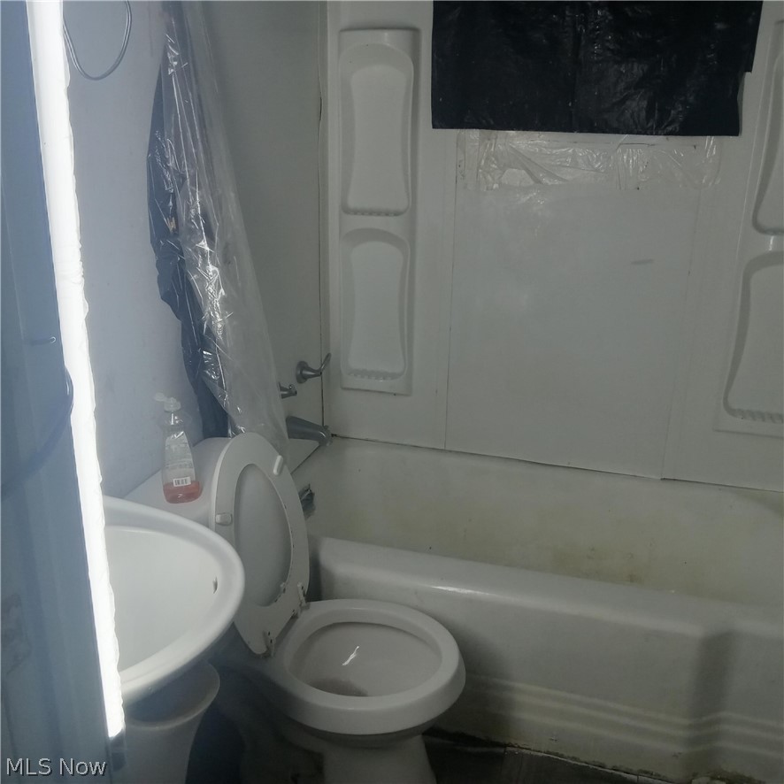 731 16th Street Property Photo 12