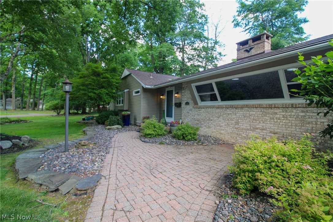 7293 Indian Trail Property Photo 2