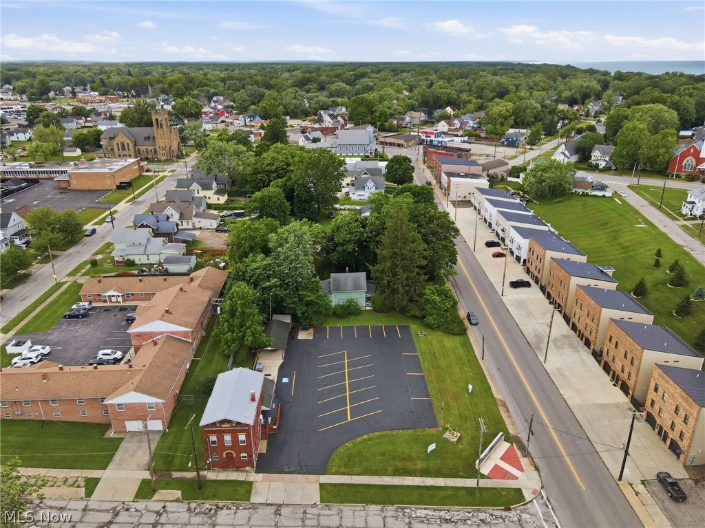 1420 Bridge Street Property Photo 8