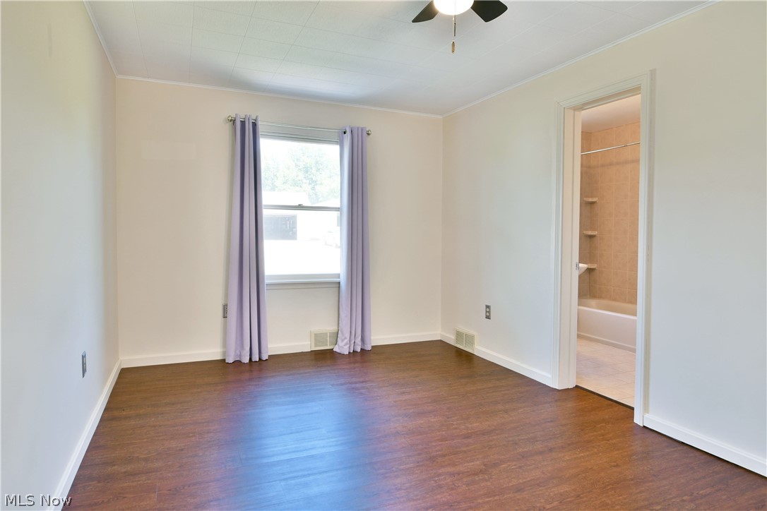 4085 Herner County Line Road Property Photo 23