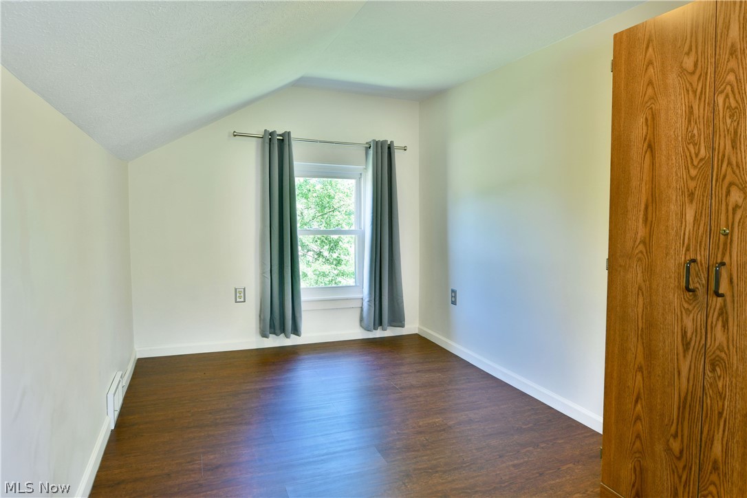 4085 Herner County Line Road Property Photo 29