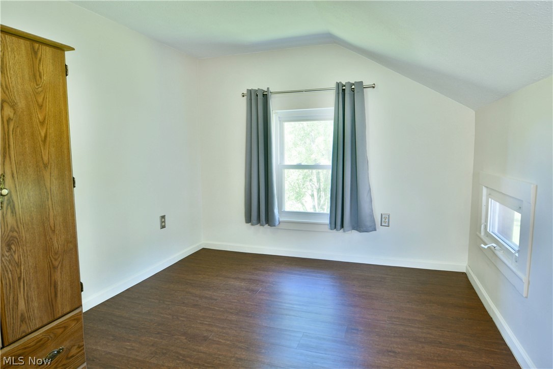 4085 Herner County Line Road Property Photo 31