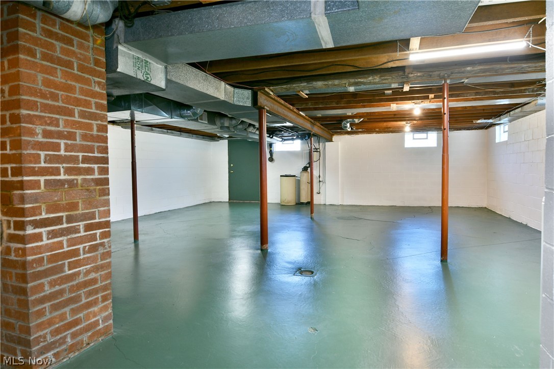 4085 Herner County Line Road Property Photo 33