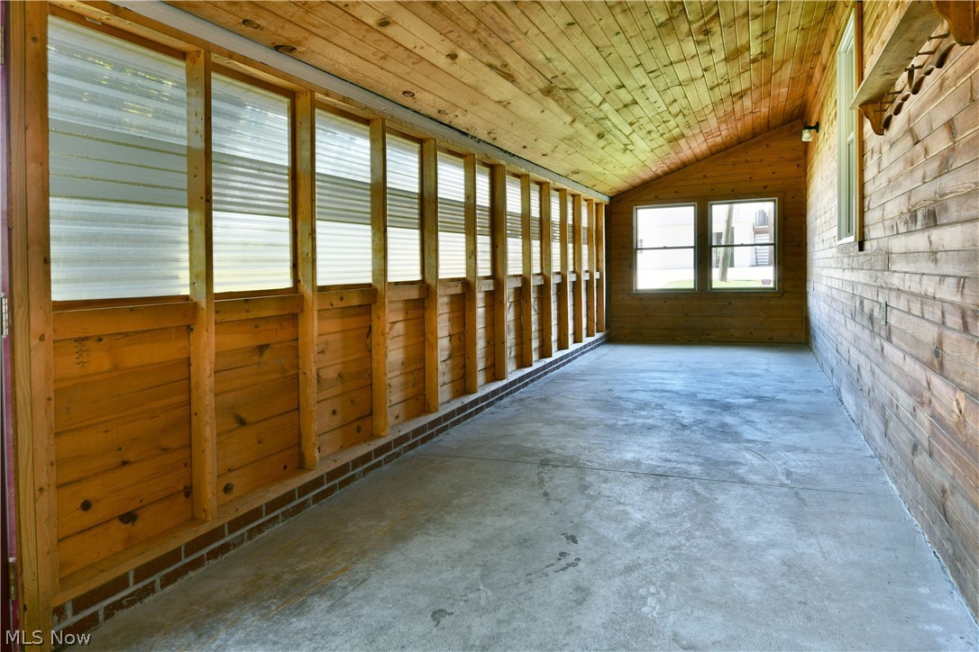 4085 Herner County Line Road Property Photo 37