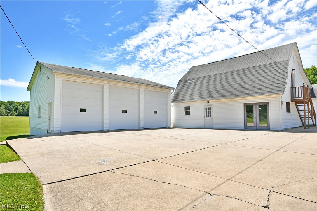 4085 Herner County Line Road Property Photo 42