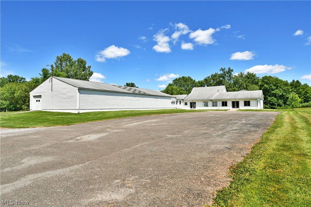 4085 Herner County Line Road Property Photo 44