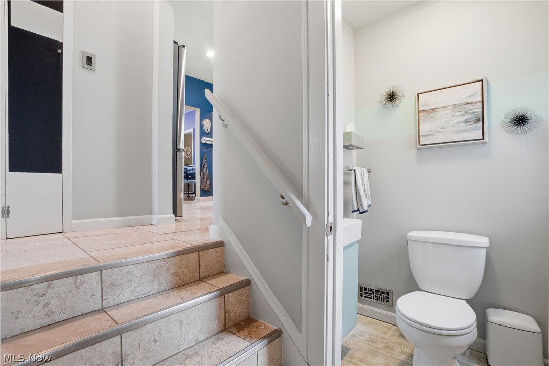 3331 Kenmore Road Property Photo 16