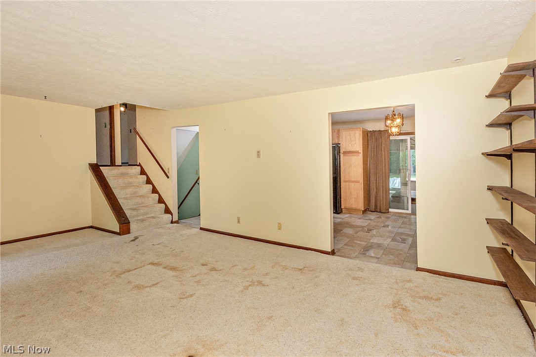 5339 E Heisley Road Property Photo 3
