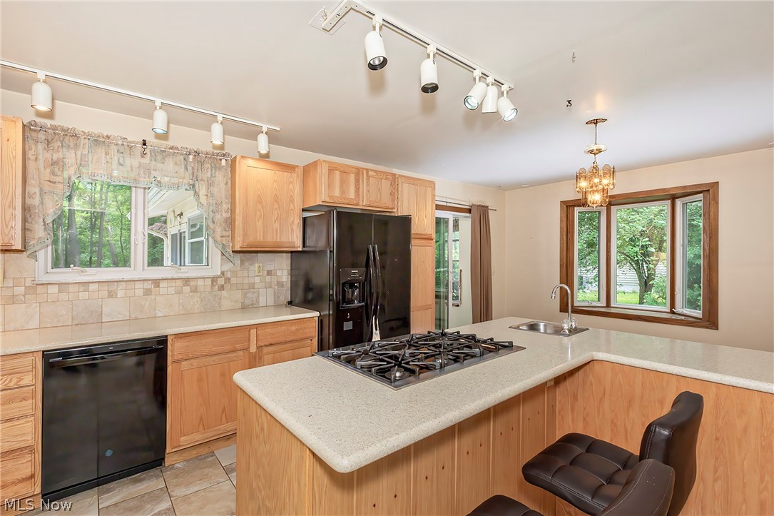 5339 E Heisley Road Property Photo 5
