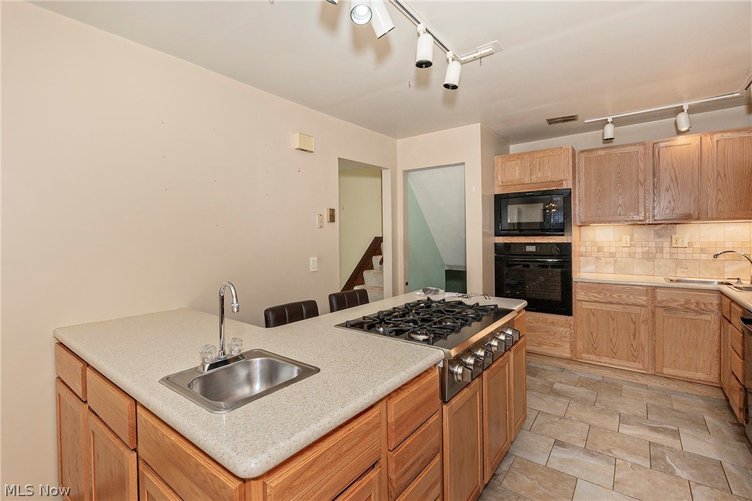 5339 E Heisley Road Property Photo 8