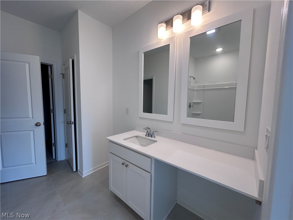5076 Shepherds Glen Property Photo 10