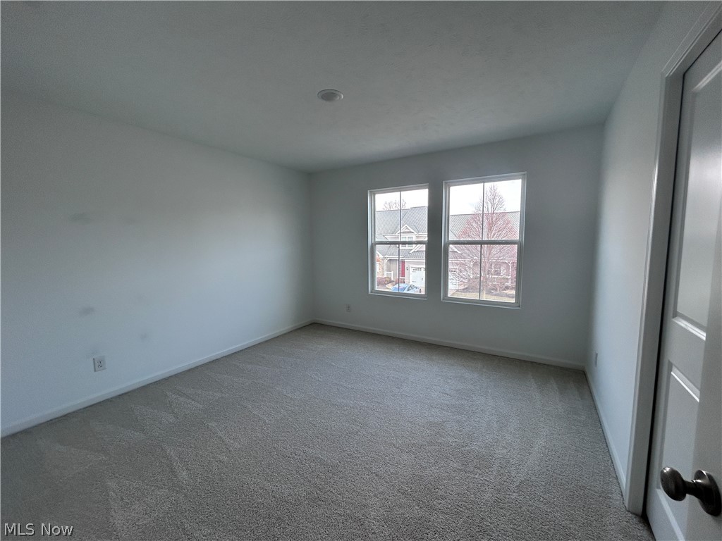 5076 Shepherds Glen Property Photo 14