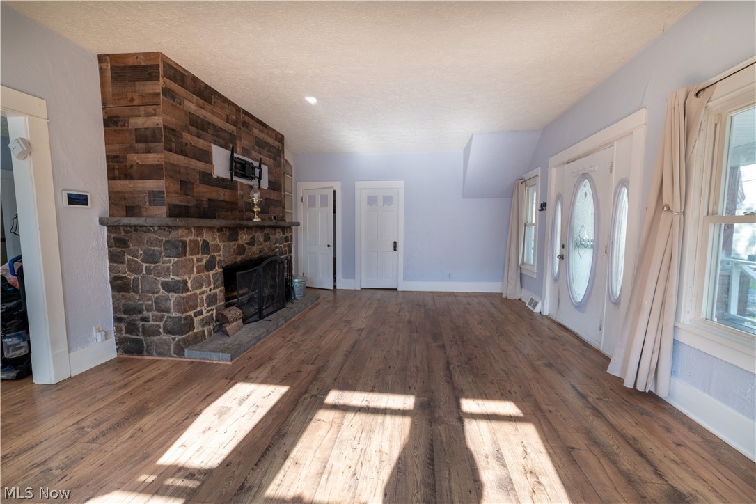 224 Meadowbrook Avenue Property Photo 2