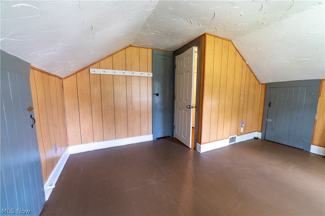 224 Meadowbrook Avenue Property Photo 13