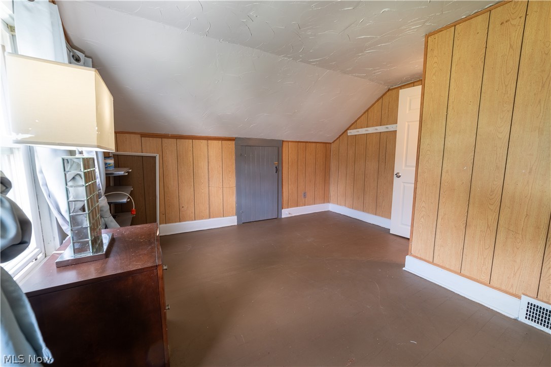 224 Meadowbrook Avenue Property Photo 17