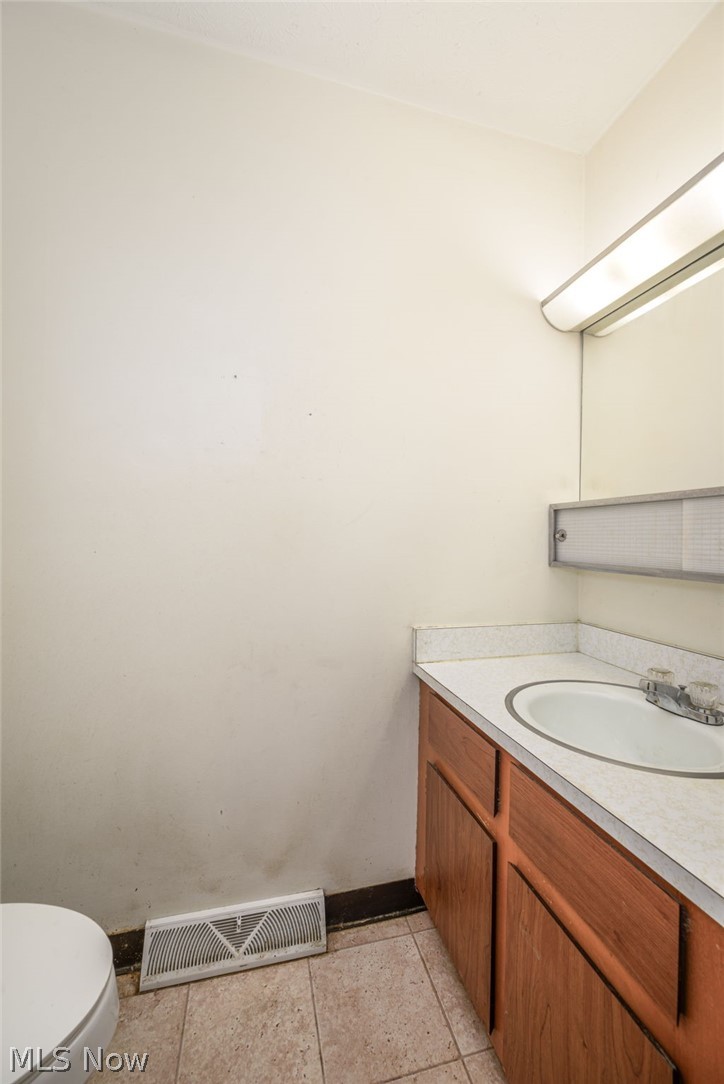 2292 Echo Valley Drive Property Photo 13