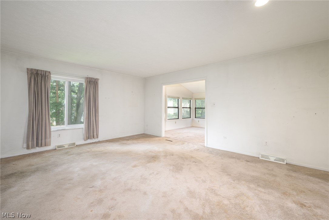 2292 Echo Valley Drive Property Photo 15
