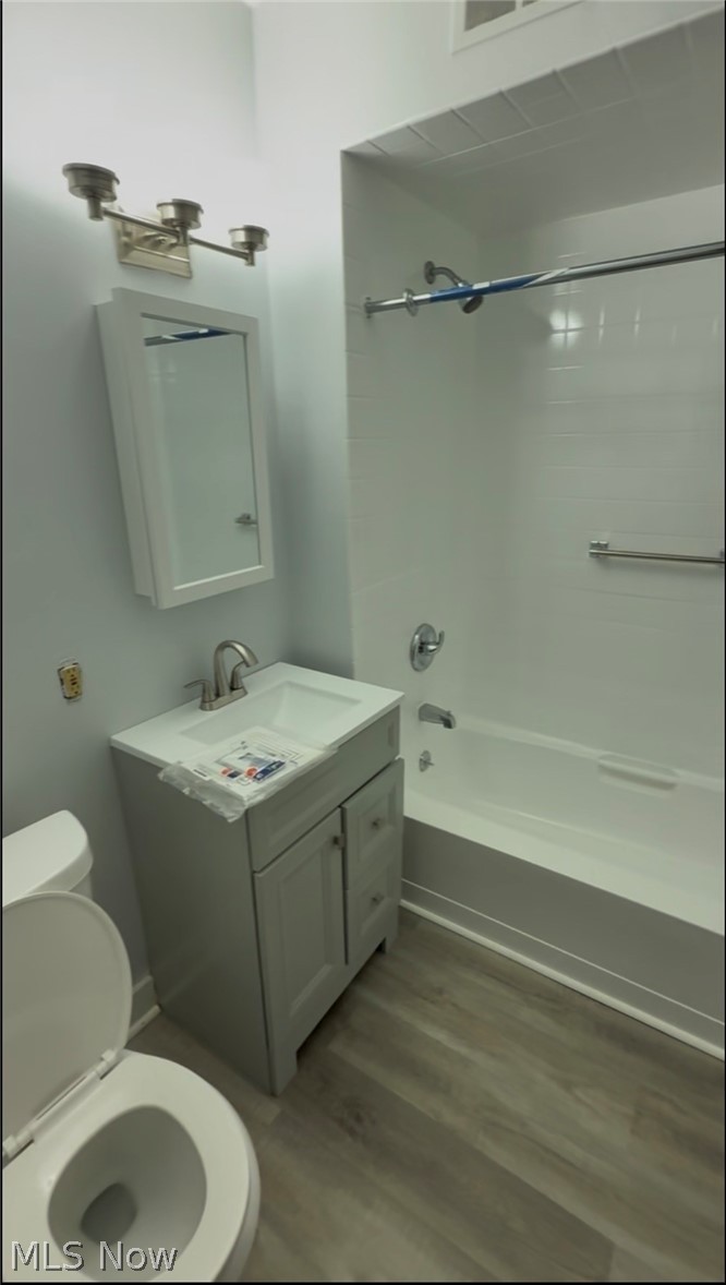 1147 E 174th Street Property Photo 6