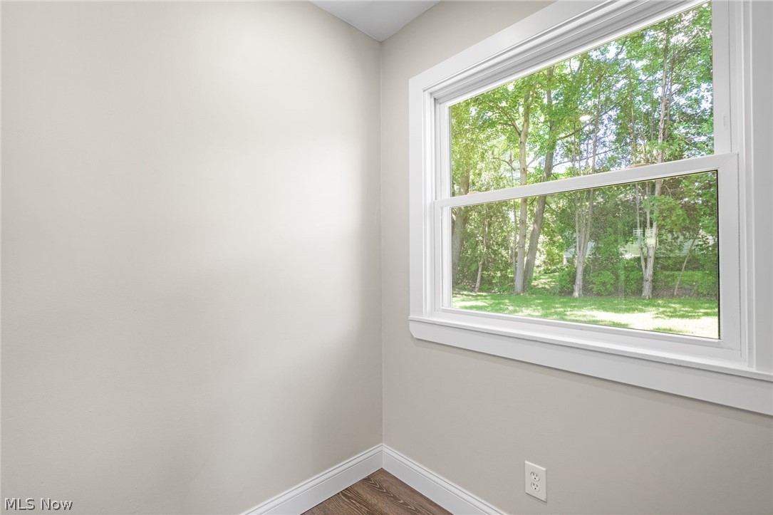 1371 Krumroy Road Property Photo 26