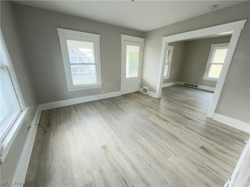 4101 E 64th Street Property Photo 6