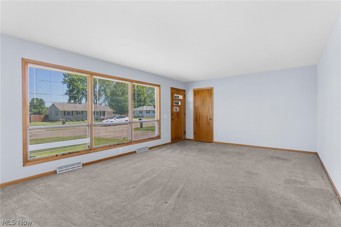 253 Earl Drive Nw Property Photo 9